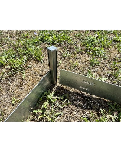 Piquet d'angle 25x25mm marron pour bordure Safe Edge Plantco