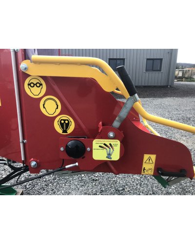 Broyeur de branches C150SE sur prise de force Mary agri