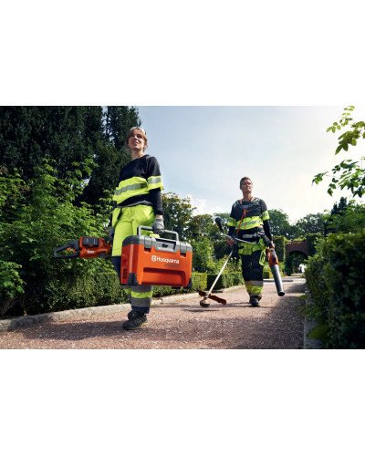 Chargeur C1000X4 Husqvarna